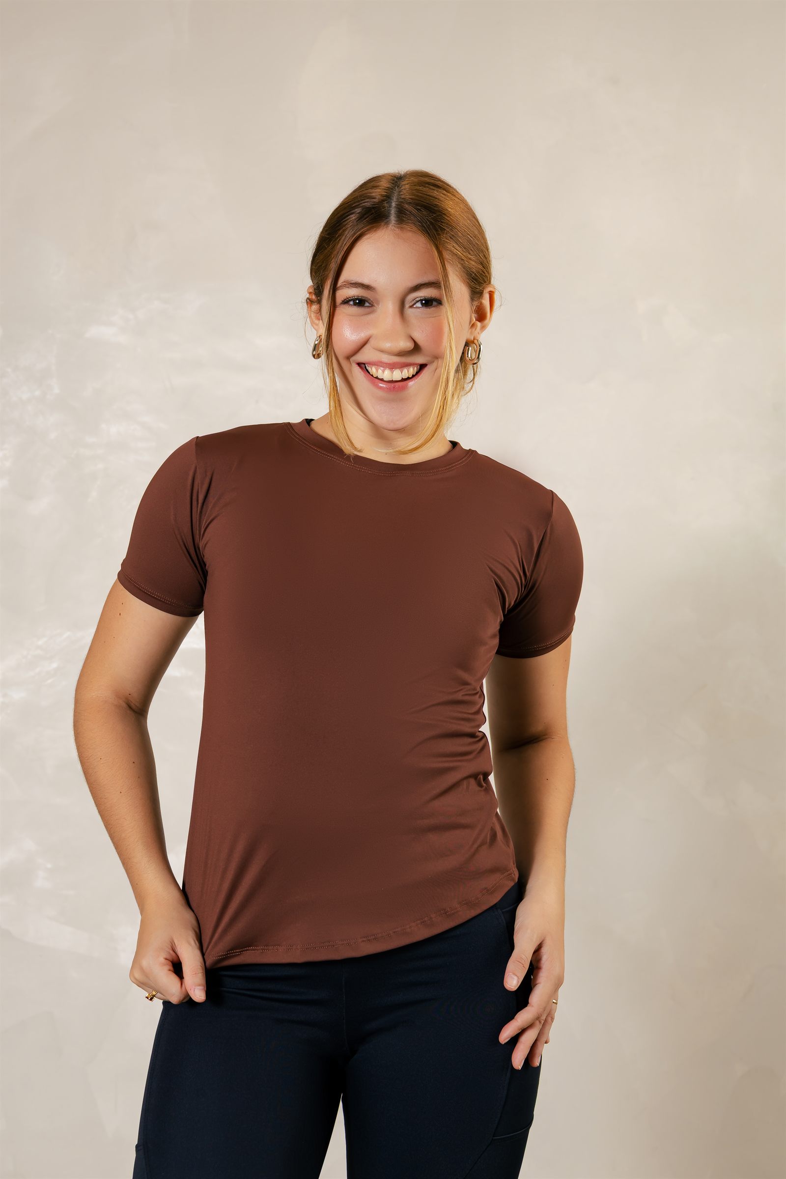 Blusa Slim Fit — Marrom